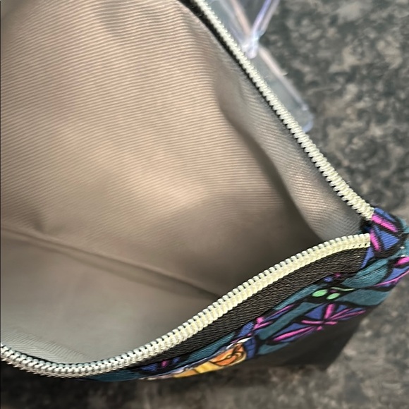 Beauty & the Beast Bundle Stunning Charm Bracelet & Zippered Pouch Gift Set NWOT - Picture 6 of 16